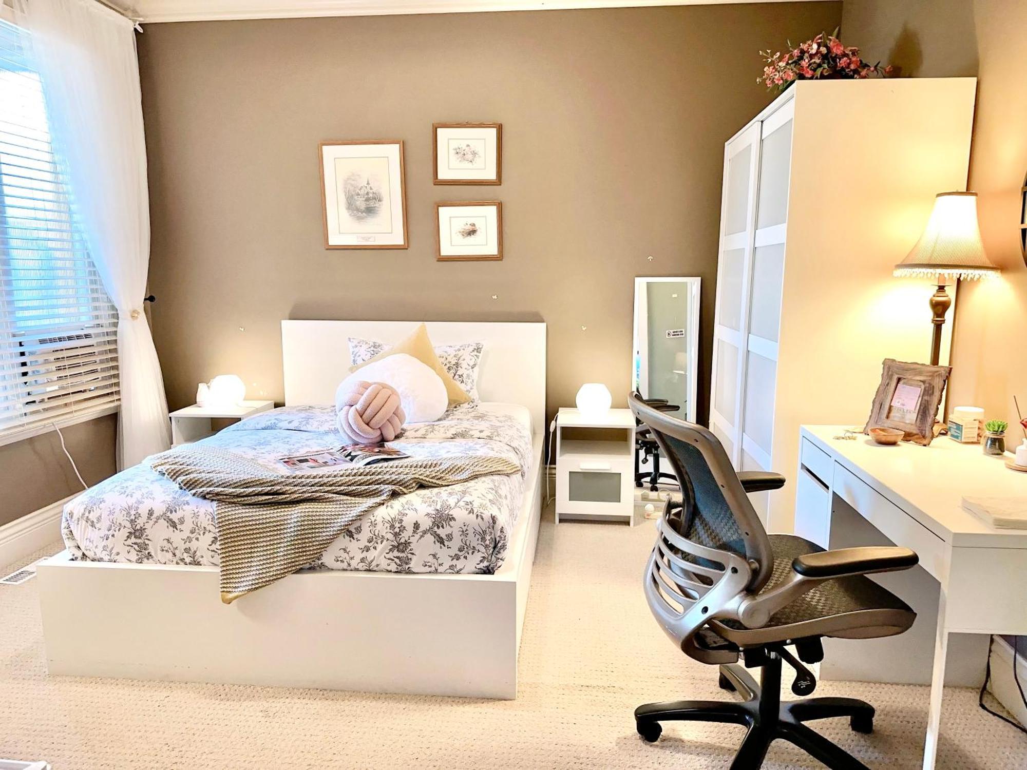 Scorpio House Langley Room B Esterno foto