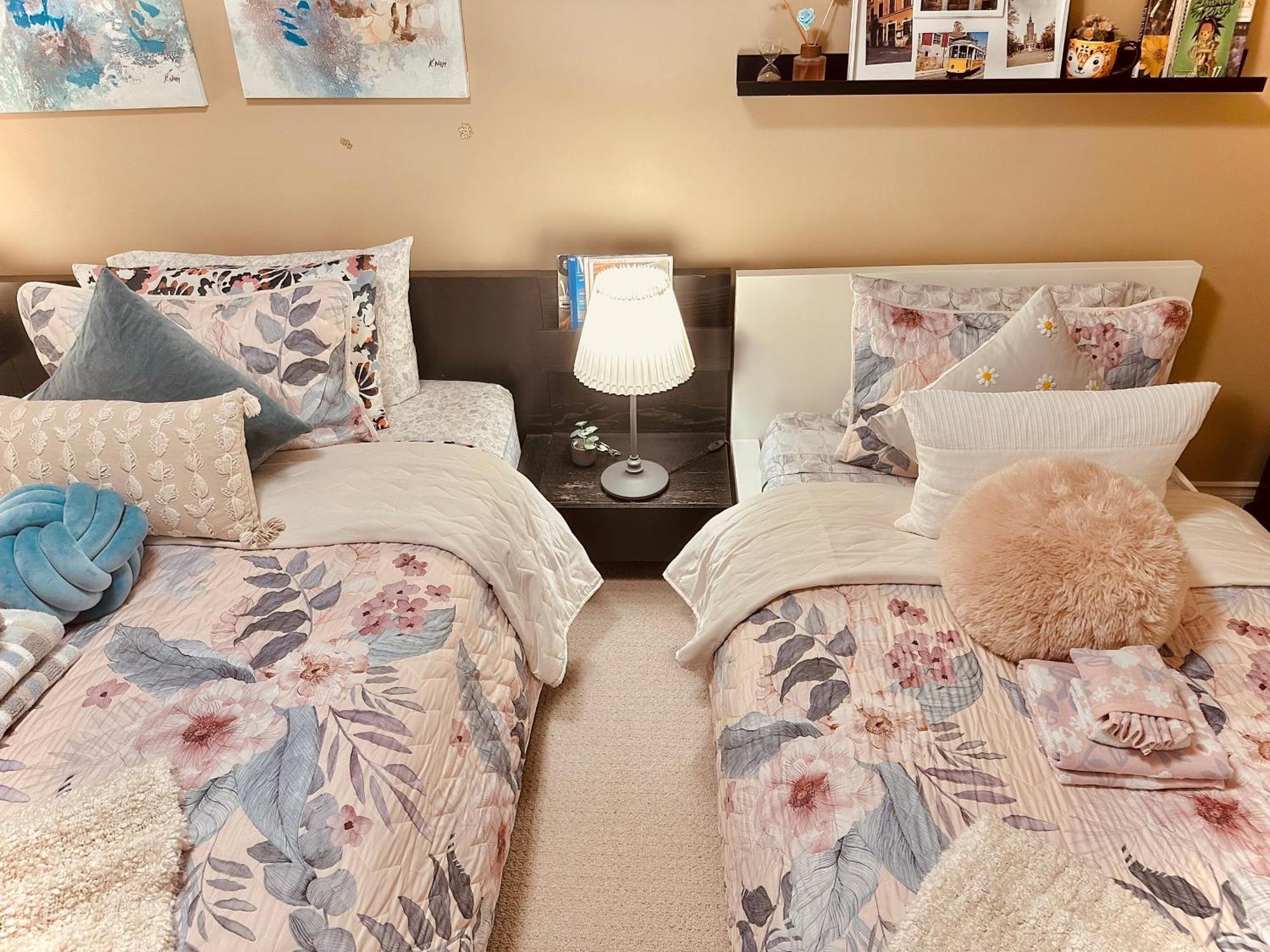 Scorpio House Langley Room B Esterno foto